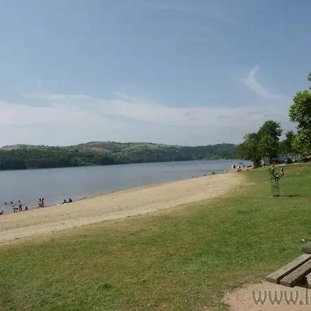 Casa vacanze Saint-victor-sur-rhins, 3 Pièces, 6 Personnes - Fr-1-496-233 *